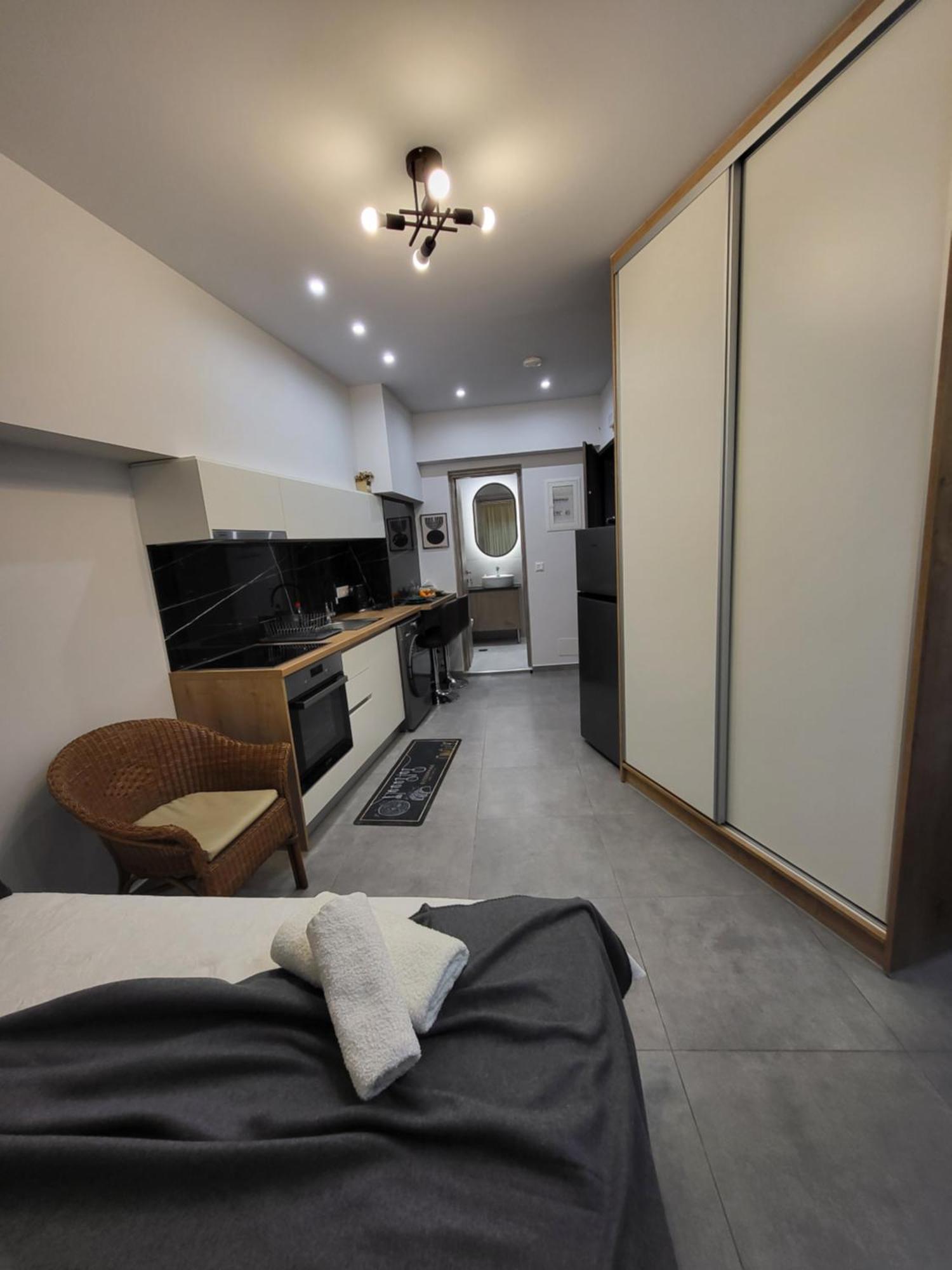 Center Apartment *